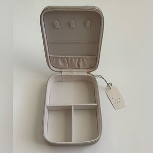 A New Day Brown Travel Jewelry Organizer Storage Case NWT